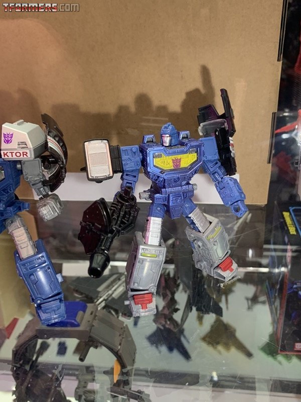 SDCC 2019  Ratchet, Impactor  Holo Mirage Powerdasher  Greenlight  (21 of 29)